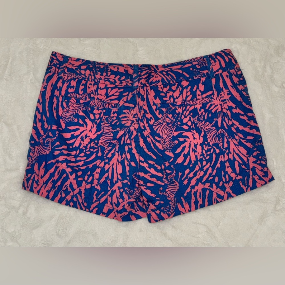 Lilly Pulitzer Callahan Shorts Rollin In The Grass-Size 10-EUC - Picture 2 of 4